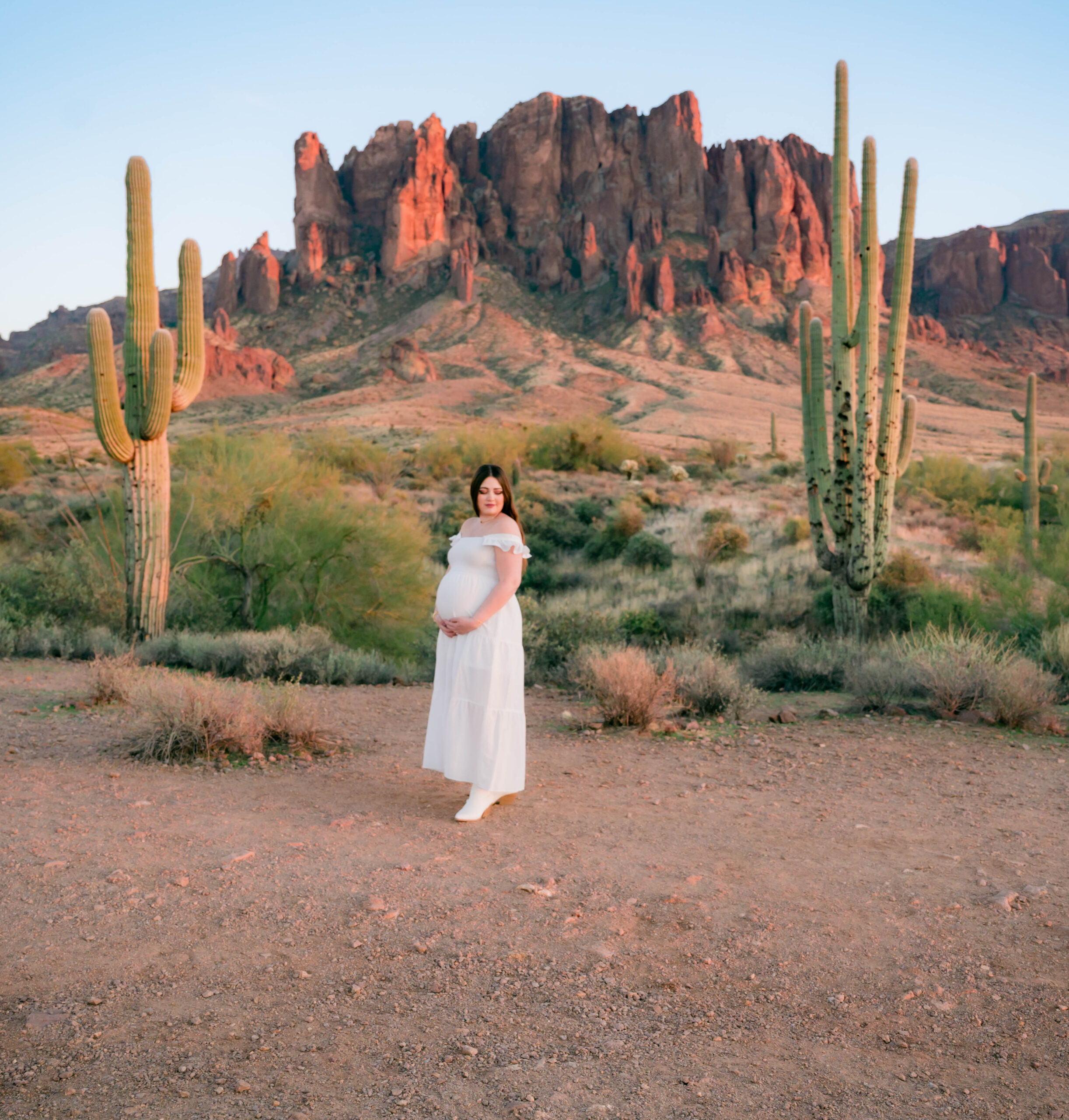Superstition Mountains Maternity Shoot